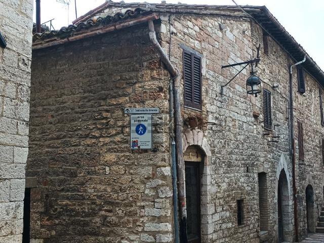 Villetta bifamiliare in vendita di 90 m² in Via Montecavallo