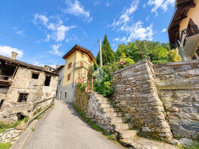 Villetta bifamiliare in vendita di 90 m² in Via Motti, 10