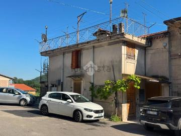 Villetta bifamiliare in vendita di 90 m² in Via Casa della Calce