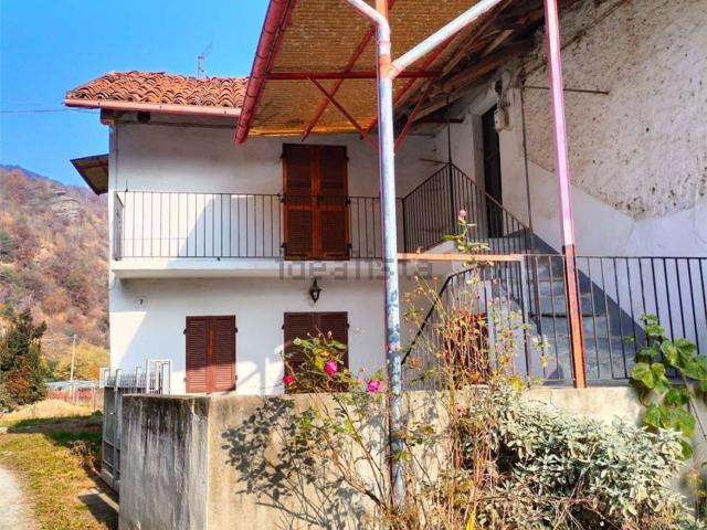 Villetta bifamiliare in vendita di 90 m² in Via della Valle, 7