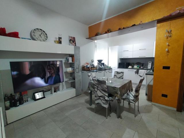 Villetta bifamiliare in vendita di 90 m² in Via E. Porrini