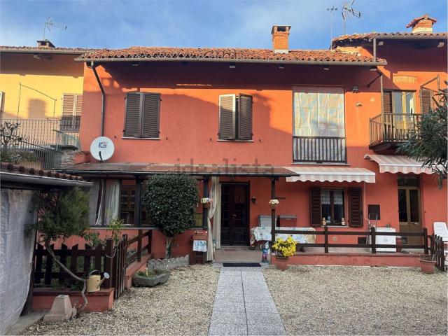 Villetta bifamiliare in vendita di 90 m² in Via Principe Amedeo, 50