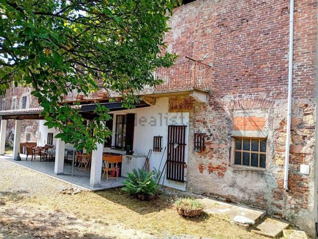 Villetta bifamiliare in vendita di 90 m² in Via Rovasenda, 122