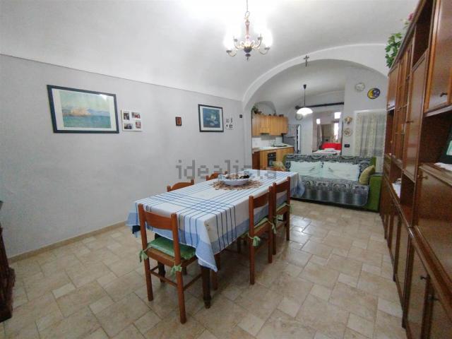 Villetta bifamiliare in vendita di 90 m² in Via della Croce