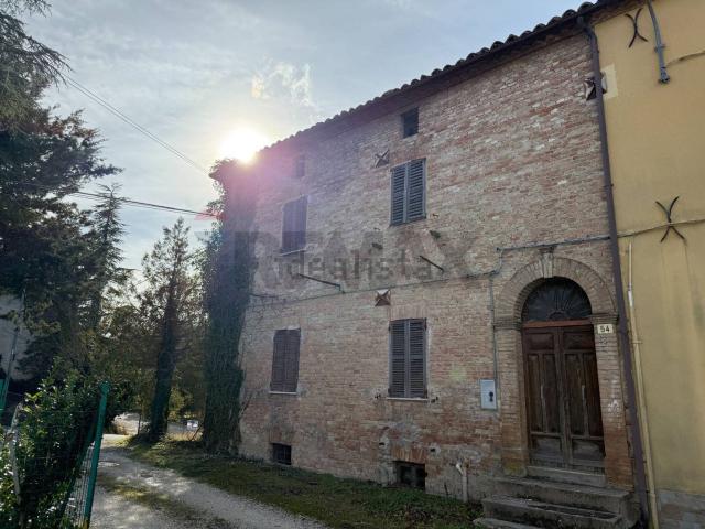 Villetta bifamiliare in vendita di 91 m² in Frazione Bastia, 54