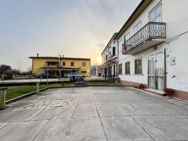 Villetta bifamiliare in vendita di 91 m² in Via Bardelle, 115