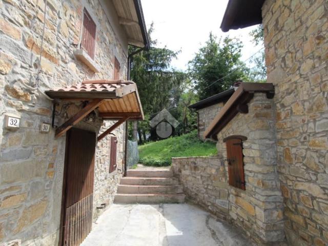 Villetta bifamiliare in vendita di 92 m² in Via Montebiotto, 32