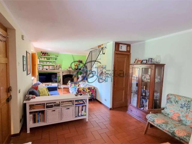 Villetta bifamiliare in vendita di 92 m² in Via di Matraia, 27