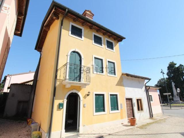 Villetta bifamiliare in vendita di 93 m² in Via Ponte, 7
