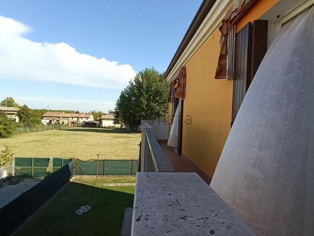 Villetta bifamiliare in vendita di 93 m² in Via Venezia