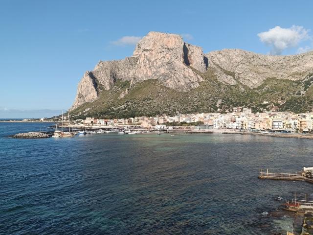Villetta bifamiliare in affitto di 140 m² in Via Plauto, 11