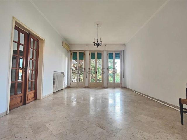 Villetta bifamiliare in affitto di 140 m² in Via Sandei, 185