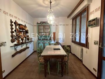 Villetta bifamiliare in affitto di 229 m² in Via dei Cedri, 10