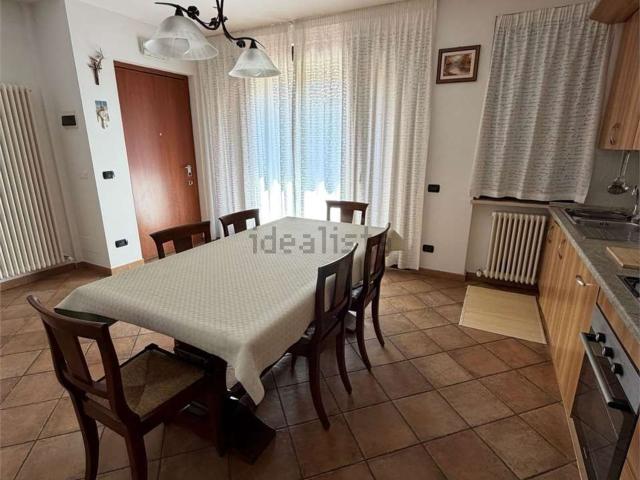 Villetta bifamiliare in affitto di 150 m²