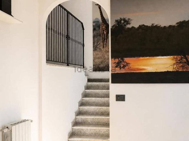 Villetta bifamiliare in affitto di 150 m²