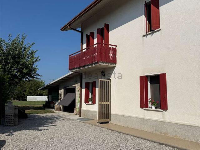 Villetta bifamiliare in affitto di 150 m²