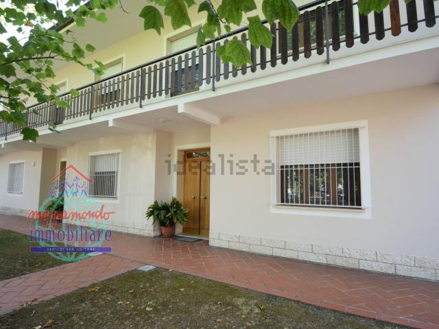 Villetta bifamiliare in affitto di 160 m² in Via Ramedello, 5