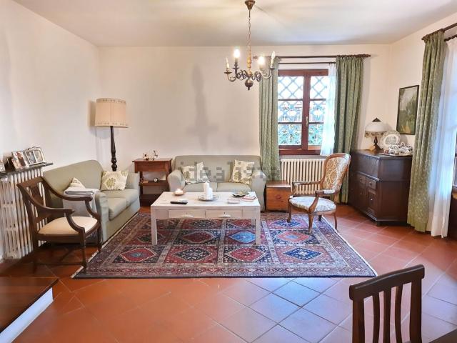 Villetta bifamiliare in affitto di 170 m² in Via Balilla Grillotti