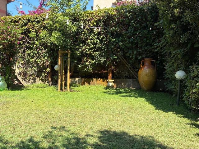 Villetta bifamiliare in affitto di 170 m² in Via Gabicce a Mare