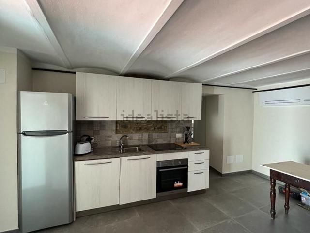 Villetta bifamiliare in affitto di 180 m² in Via Fornello