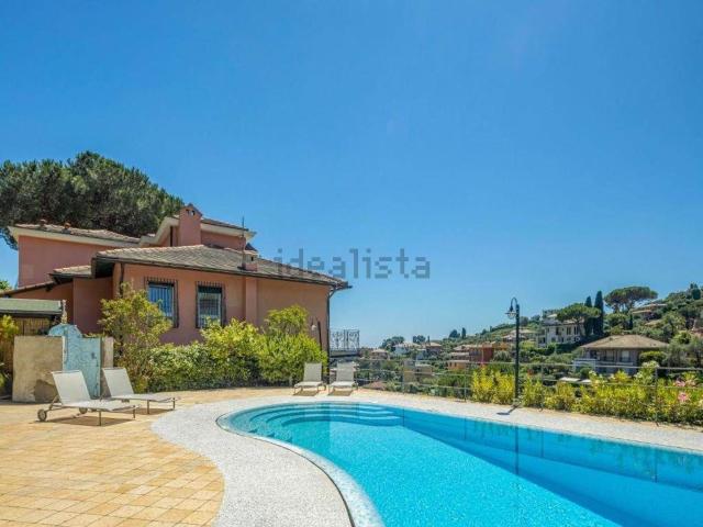 Case e ville in affitto di 190 m² in Via Conca del Sole, 25