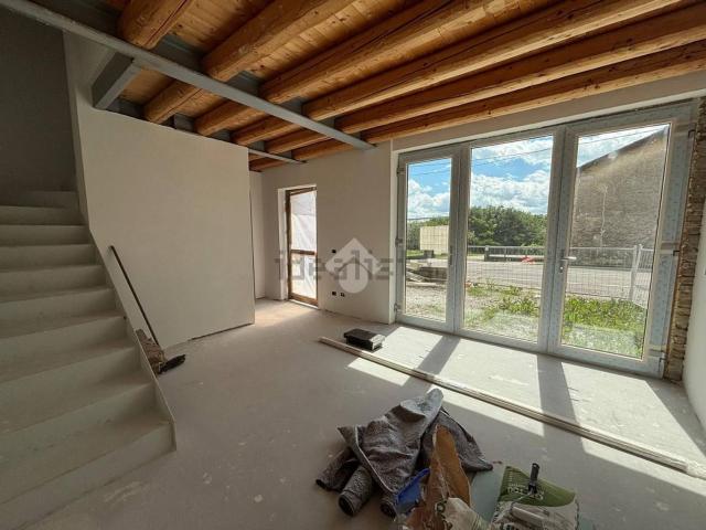 Villetta bifamiliare in affitto di 100 m² in Borgo Antiga