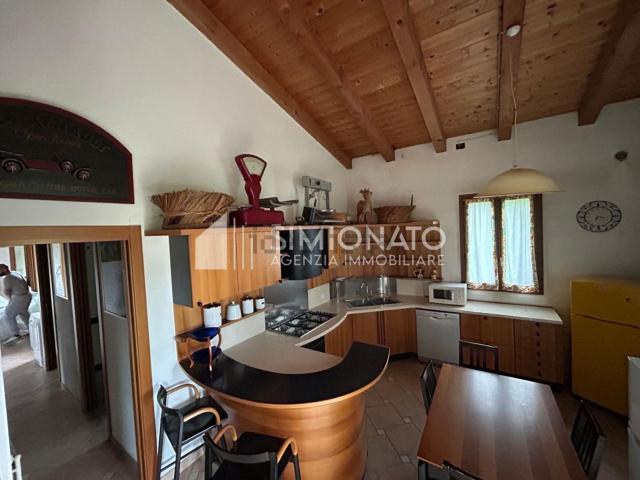 Villetta bifamiliare in affitto di 100 m² in Via Eraclea