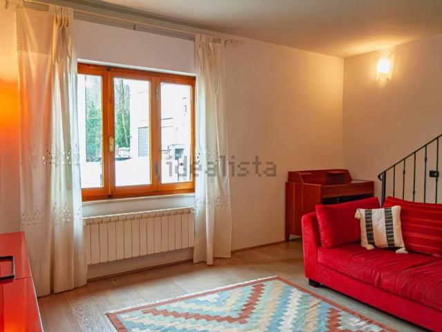 Villetta bifamiliare in affitto di 107 m² in Via Zara