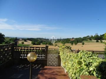 Villetta bifamiliare in affitto di 108 m² in Via Falamera, 129