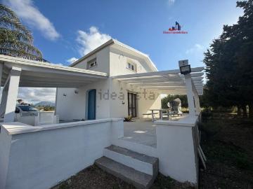 Villetta bifamiliare in affitto di 110 m² in Via dell&apos Oceano Indiano