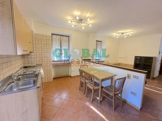 Villetta bifamiliare in affitto di 120 m² in Via Armando Diaz