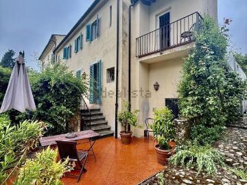 Villetta bifamiliare in affitto di 120 m² in Via della Romagna, 291