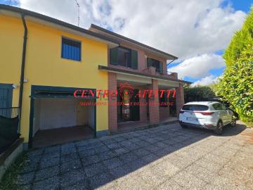 Villetta bifamiliare in affitto di 130 m² in Via del Lavoro, 13