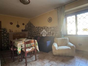 Villetta bifamiliare in affitto di 130 m² in Via San Lucia, 45