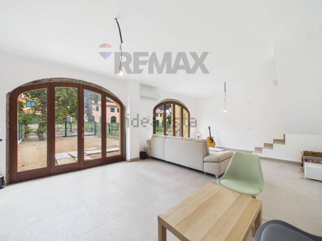 Villetta bifamiliare in affitto di 135 m²