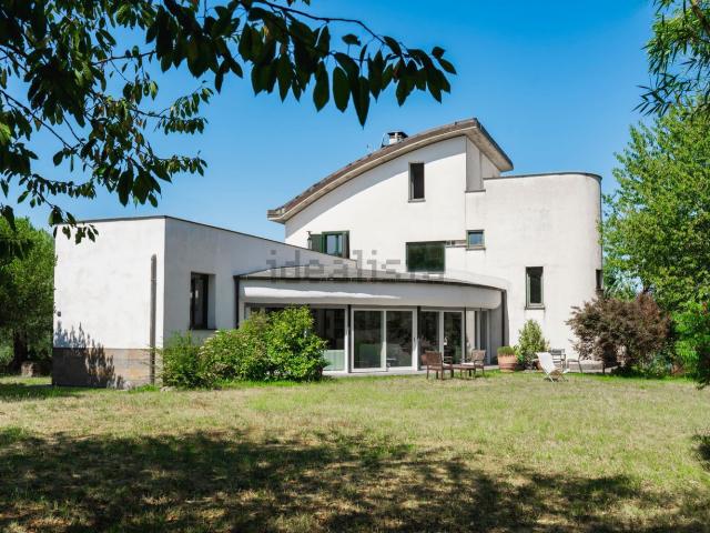 Villetta bifamiliare in affitto di 200 m² in Via delle Prata, 7