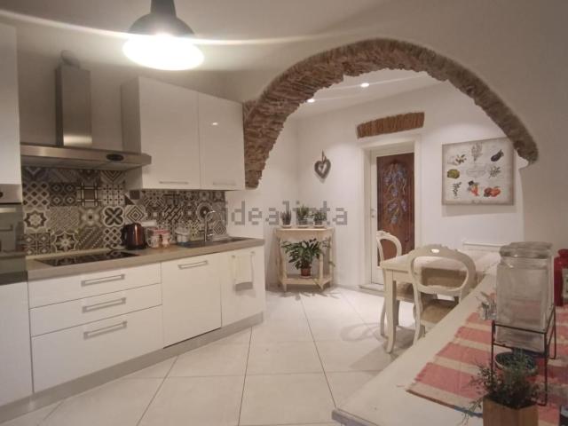 Villetta bifamiliare in affitto di 85 m² in Via dei Colli