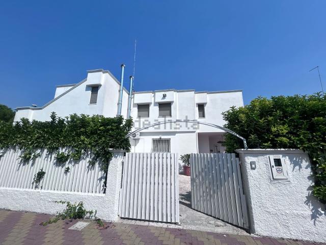 Villetta bifamiliare in affitto di 85 m² in Via Perù, 1