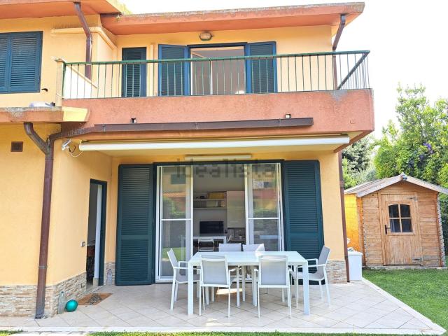 Villetta bifamiliare in affitto di 80 m² in Circonvallazione Enrico Berlinguer, 1