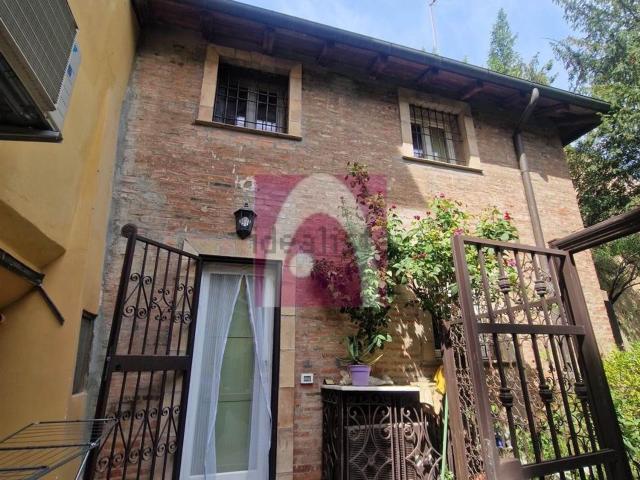 Villetta bifamiliare in affitto di 80 m² in Via Armando Quadri