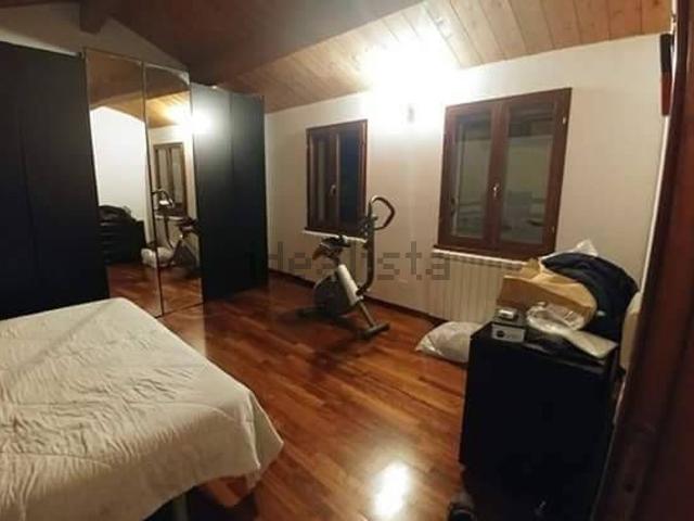 Villetta bifamiliare in affitto di 80 m² in Via Reda