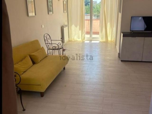 Villetta bifamiliare in affitto di 90 m² in Via Catalano