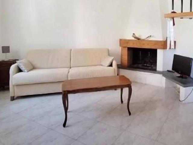 Villetta in vendita a Cascina