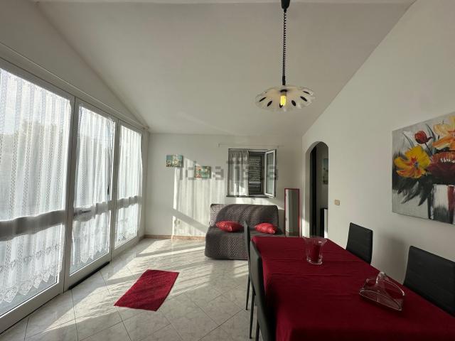 Villetta indipendente in affitto di 45 m² in Via Aurelia Sud, 500