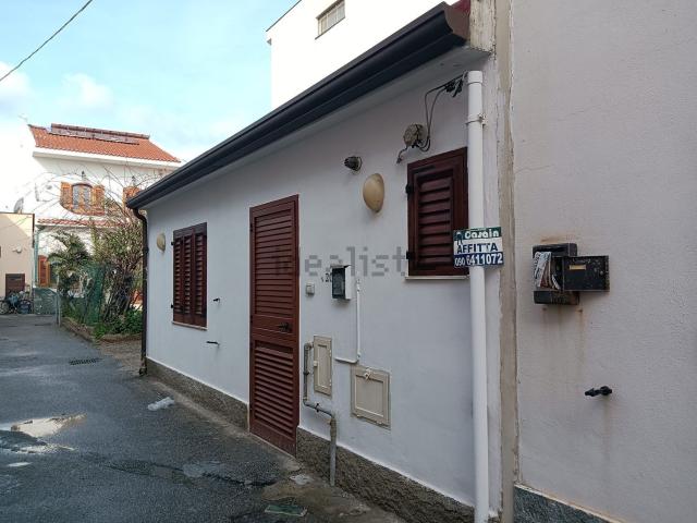 Villetta indipendente in affitto di 60 m² in Via Febo Mari, 1