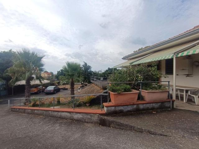 Villetta indipendente in affitto di 70 m² in Via Alcaloro
