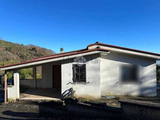 Villetta indipendente in affitto di 70 m² in Via Casal di Mondo, 54