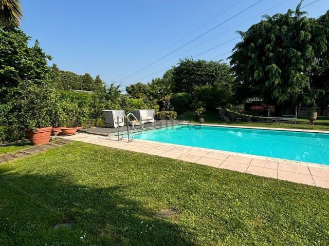 Villetta indipendente in affitto di 70 m² in Via dei Pioppi