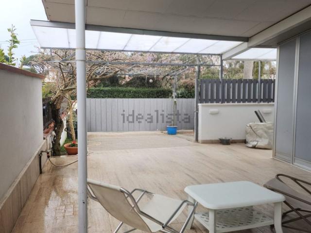 Villetta indipendente in affitto di 70 m² in Via pontina