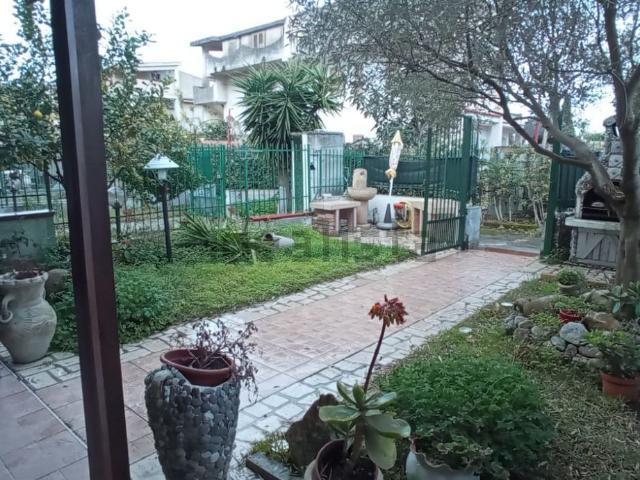 Villetta indipendente in affitto di 80 m² in Località Ruggero